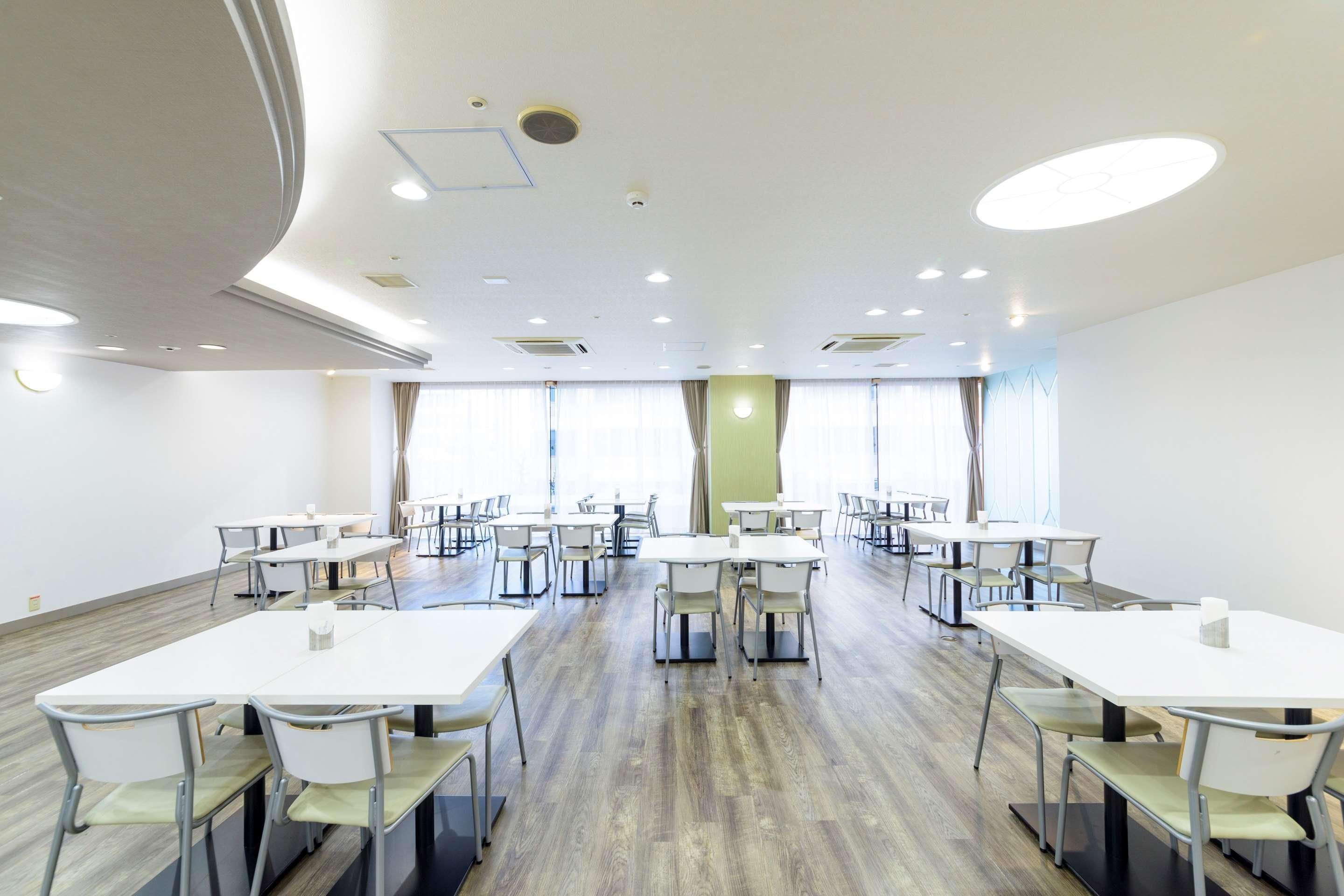 Surestay By Western Shin-osaka Hotel 3*